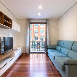 apartamento-en-indautxu.bilbaohotelsspain.com/
