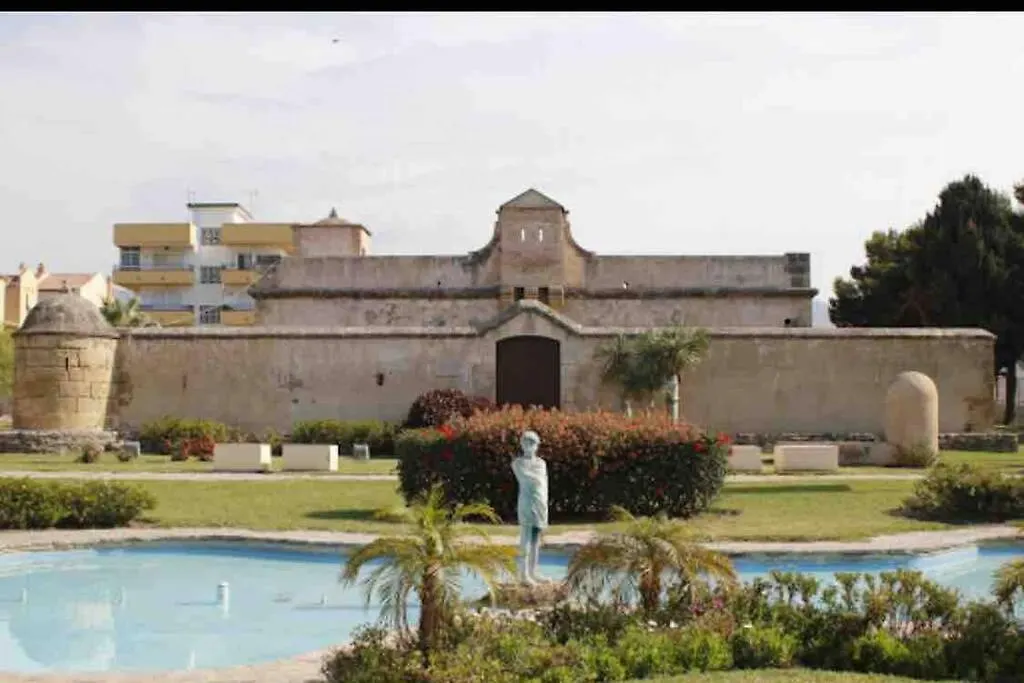 Sunny Apartment Near The Beach. Rincon de la Victoria