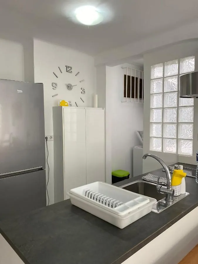 Sunny Apartment Near The Beach. Rincon de la Victoria Spain