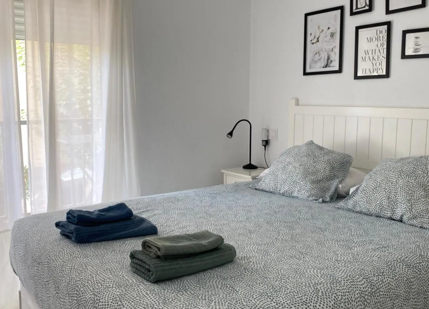 Sunny Apartment Near The Beach. Rincon de la Victoria