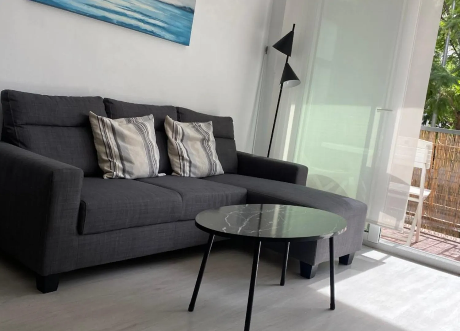 Sunny Apartment Near The Beach. Rincón de la Victoria Spanien